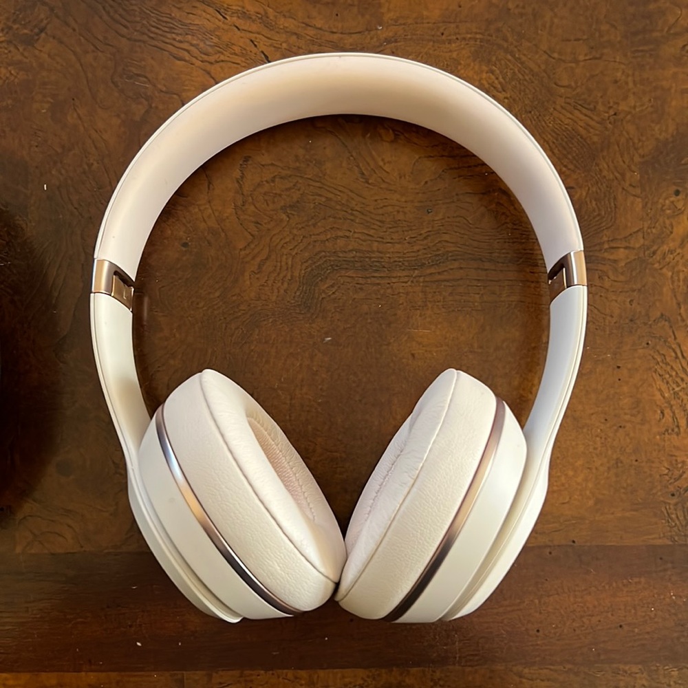 Beats Wireless headphones
